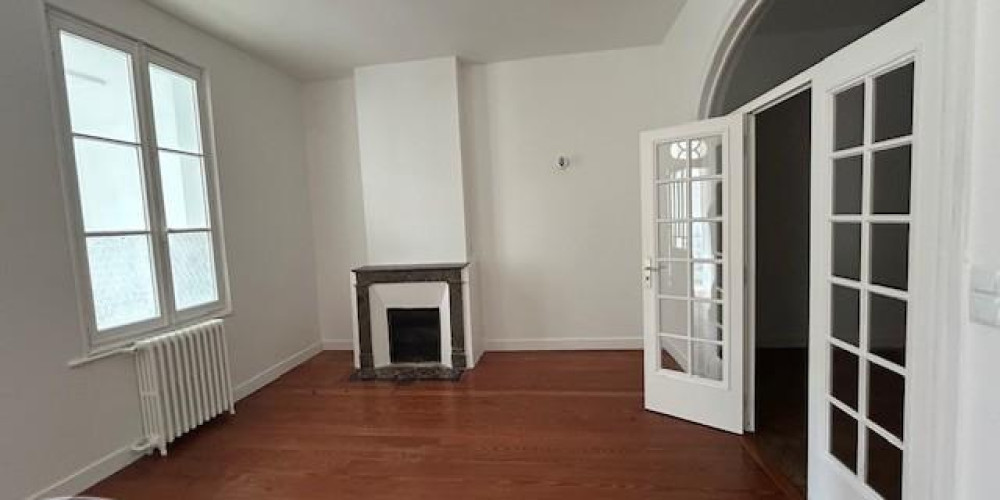 appartement à BORDEAUX (33000)