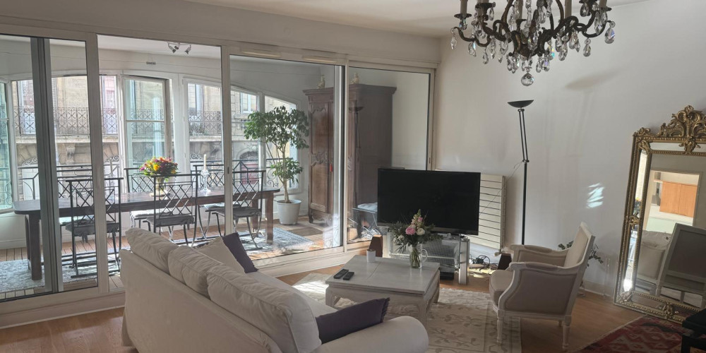 appartement à BORDEAUX (33000)