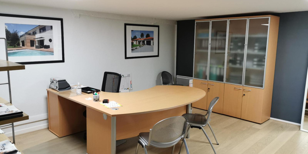 local commercial à CREON (33670)