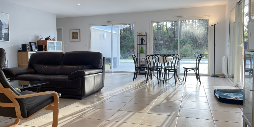 maison à LACANAU (33680)