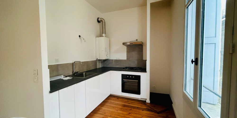 appartement à BORDEAUX (33000)