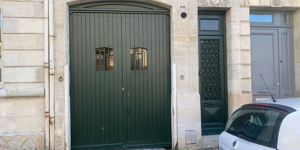 appartement à BORDEAUX (33800)