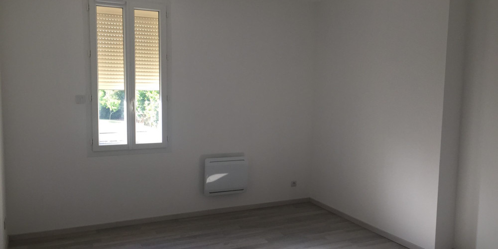 appartement à ST DENIS DE PILE (33910)