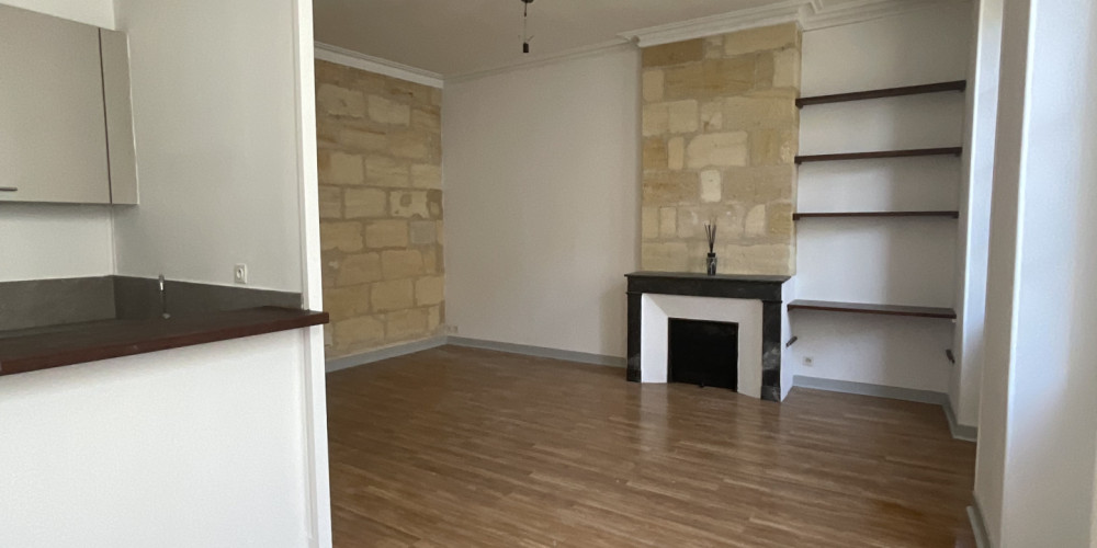 appartement à BORDEAUX (33000)