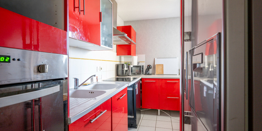appartement à BORDEAUX (33300)