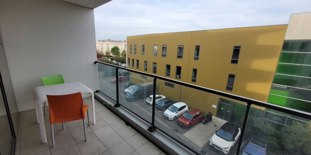 appartement à BRUGES (33520)