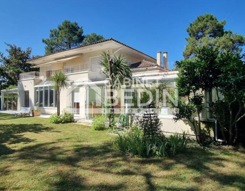 maison  GUJAN MESTRAS