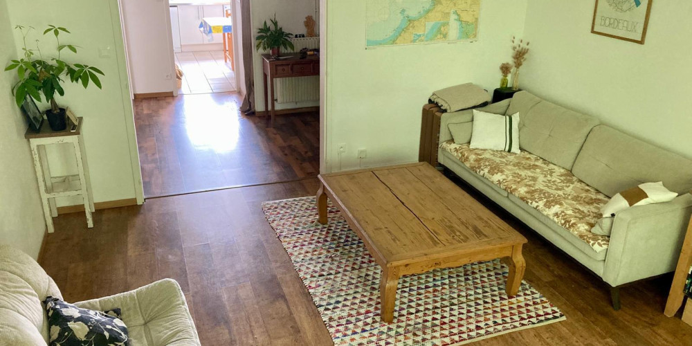 appartement à BORDEAUX (33800)