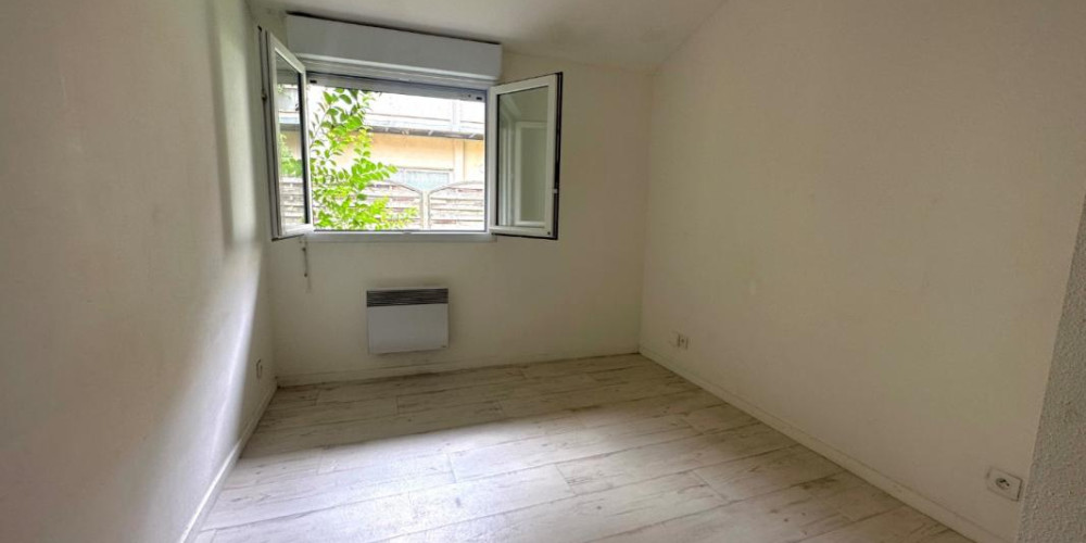 appartement à BORDEAUX (33800)