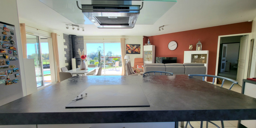 maison à ST ANDRE DE CUBZAC (33240)