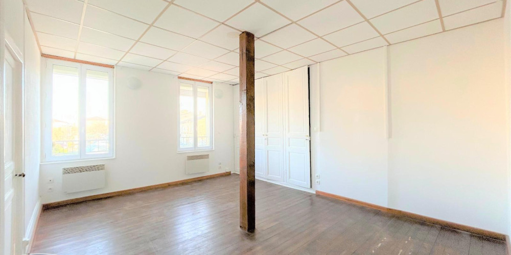 appartement à COUTRAS (33230)