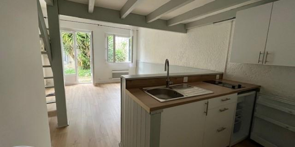 appartement à BORDEAUX (33800)