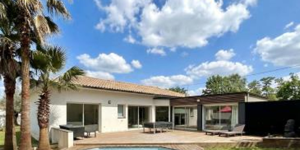 maison à SALLES (33770)