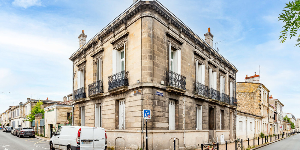 appartement à BORDEAUX (33800)
