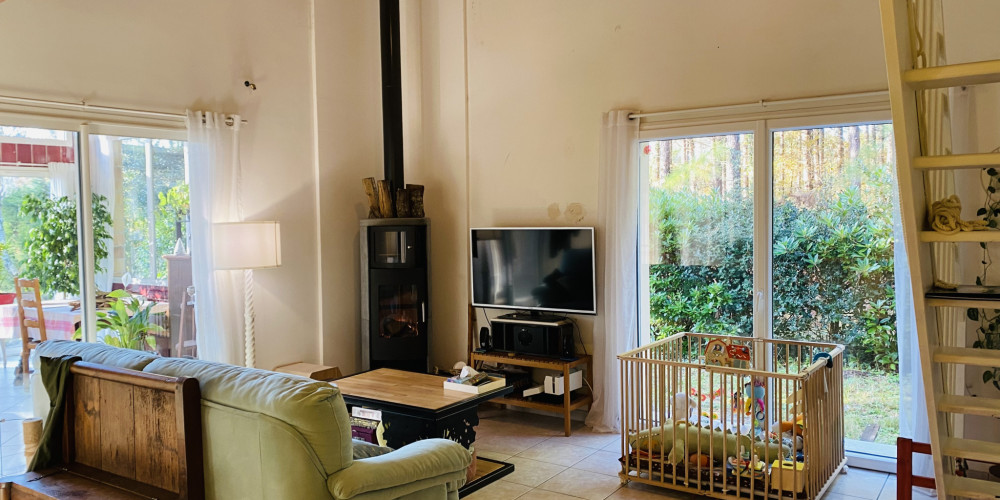 maison à BRACH (33480)