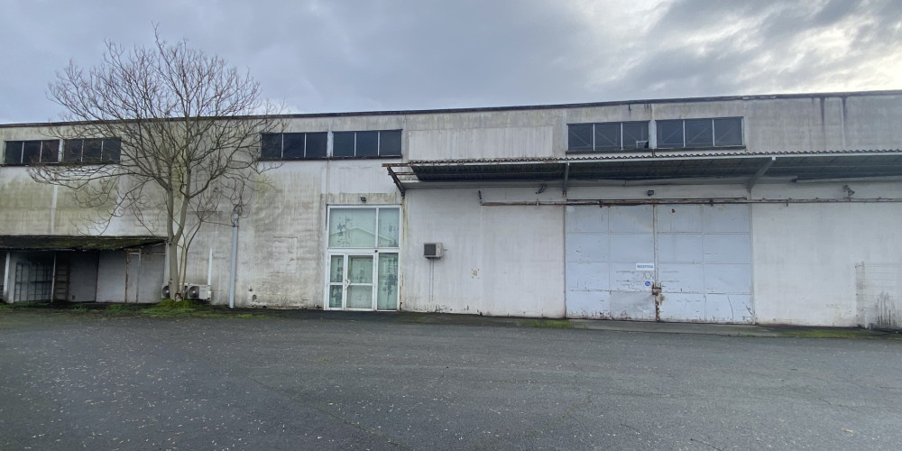 local industriel à BEGLES (33130)