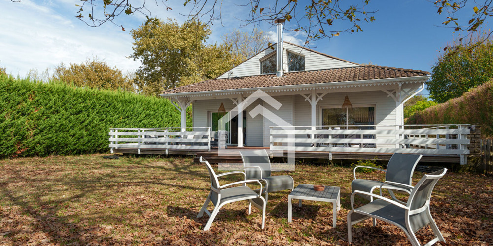 maison à HOURTIN (33990)