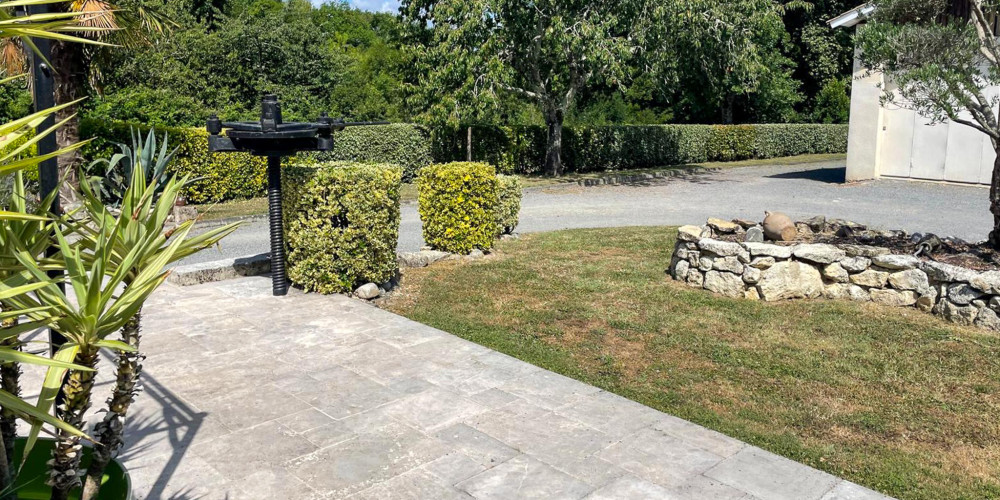 maison à BONZAC (33910)