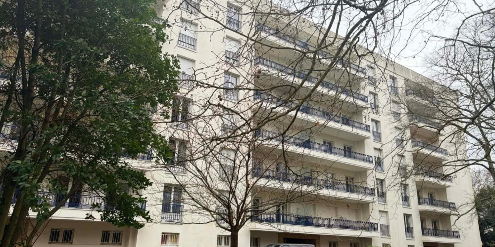 appartement à LE BOUSCAT (33110)