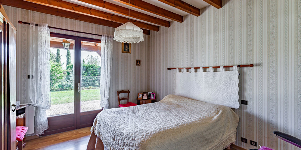 maison à MOULIETS ET VILLEMARTIN (33350)