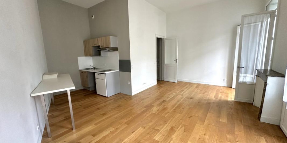 appartement à BORDEAUX (33000)