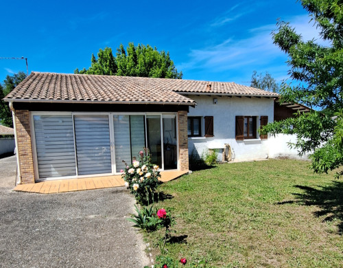 maison  IZON