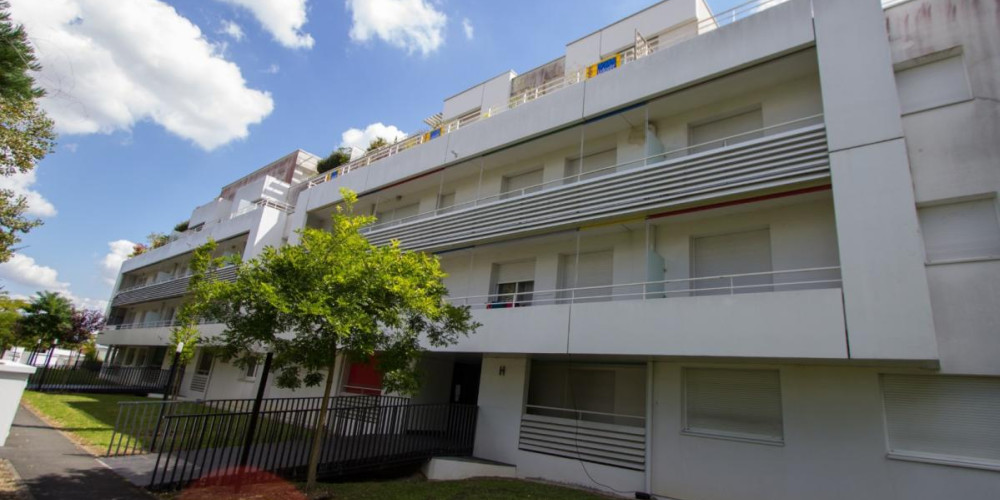 appartement à BORDEAUX (33200)