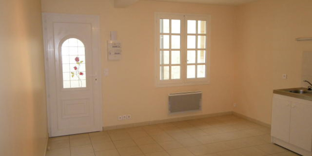 appartement à LES ARTIGUES DE LUSSAC (33570)