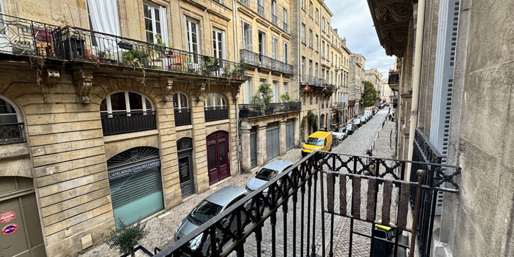 appartement à BORDEAUX (33000)