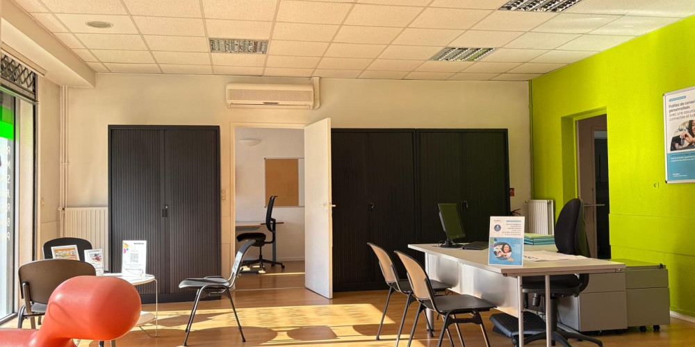 local commercial à CENON (33150)
