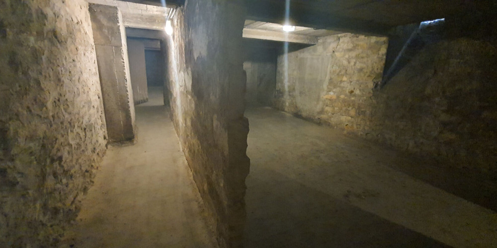 parking à BORDEAUX (33000)