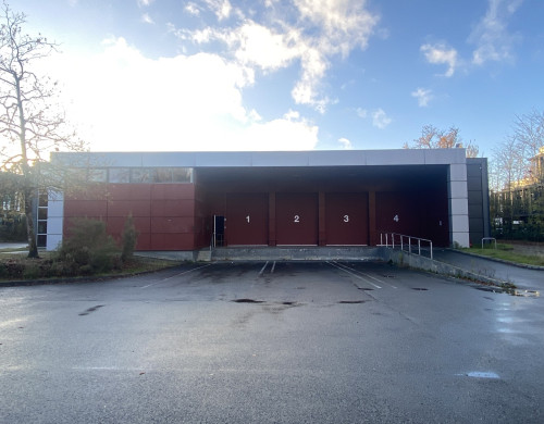 local industriel  MERIGNAC