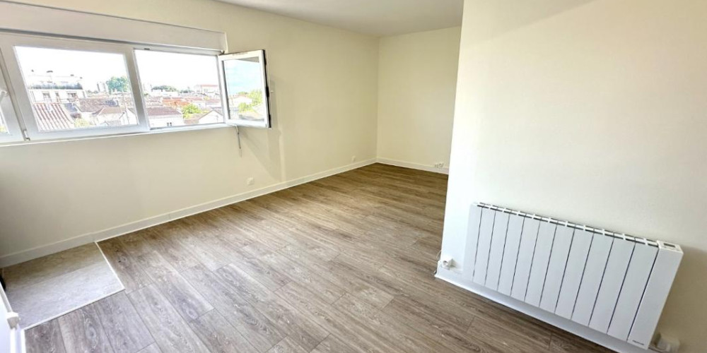 appartement à BORDEAUX (33800)