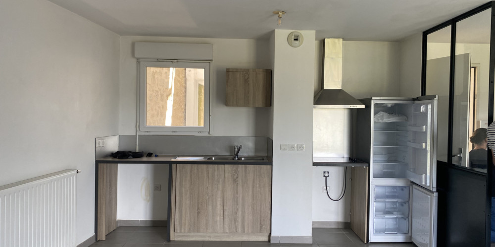 appartement à BORDEAUX (33300)