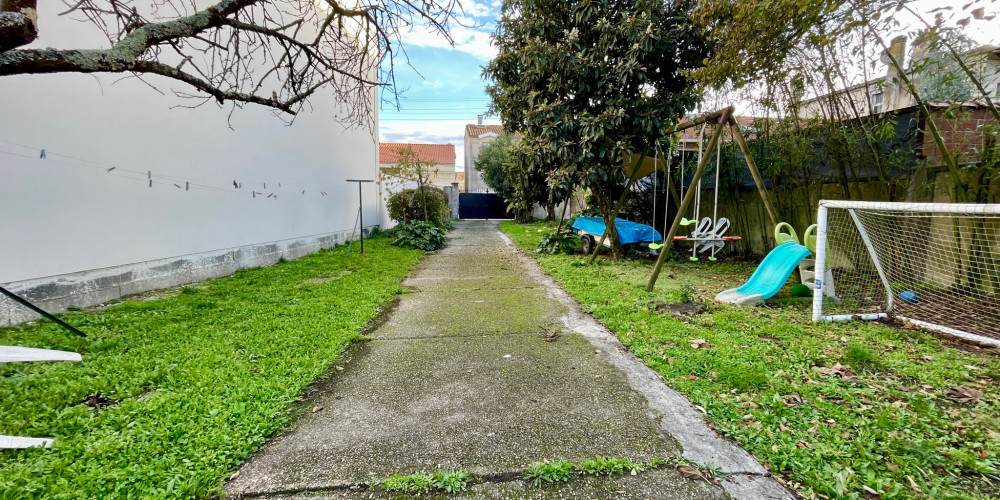 terrain à BORDEAUX (33000)