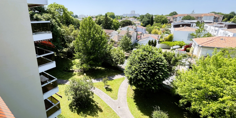 appartement à LE BOUSCAT (33110)