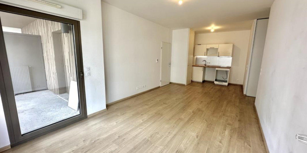 appartement à BORDEAUX (33800)