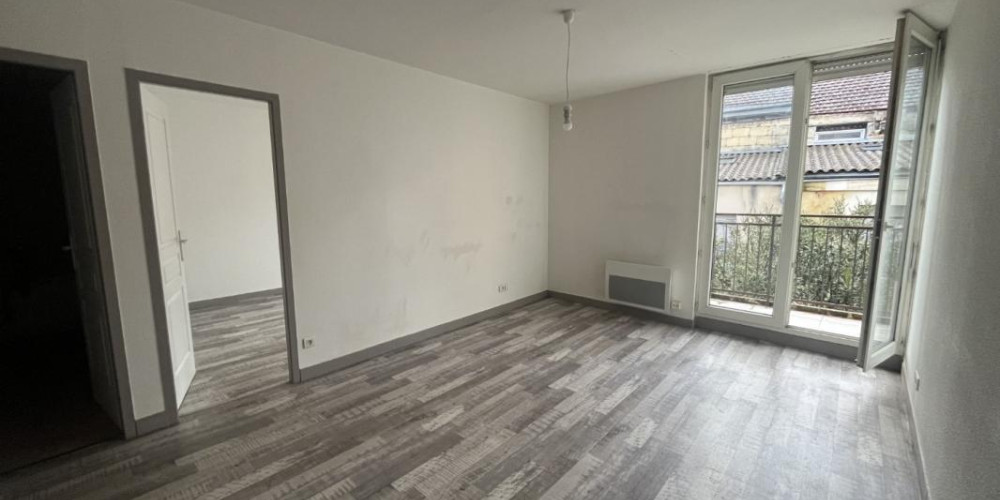 appartement à BORDEAUX (33800)