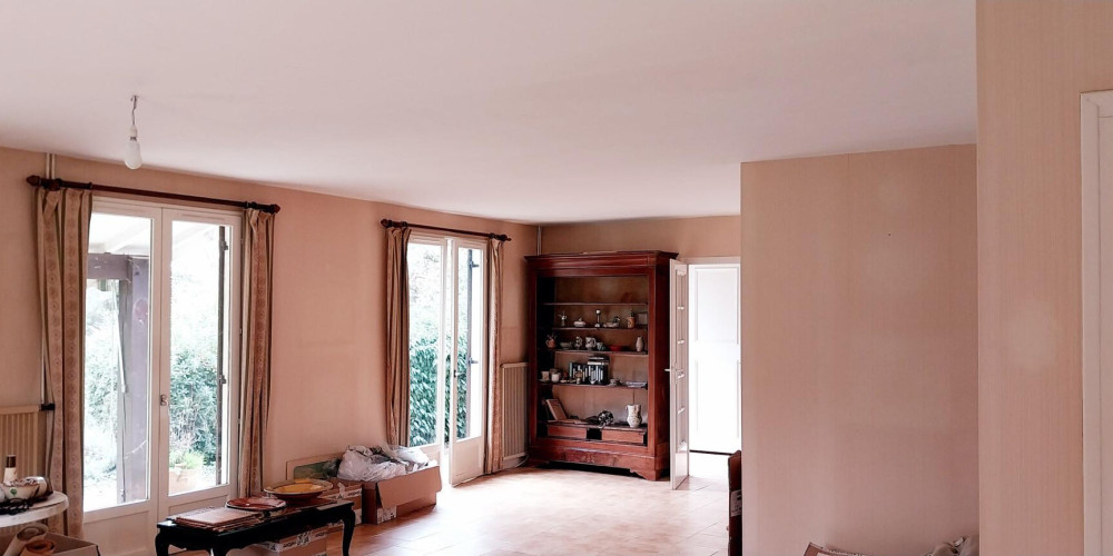 maison à PUJOLS (33350)