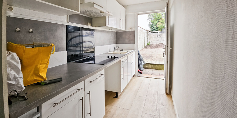 maison à BEGLES (33130)