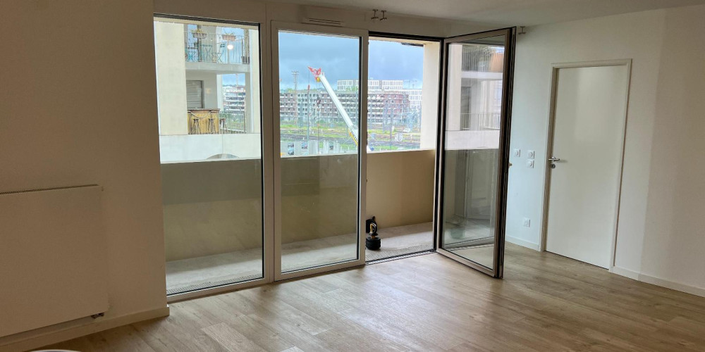 appartement à BORDEAUX (33800)