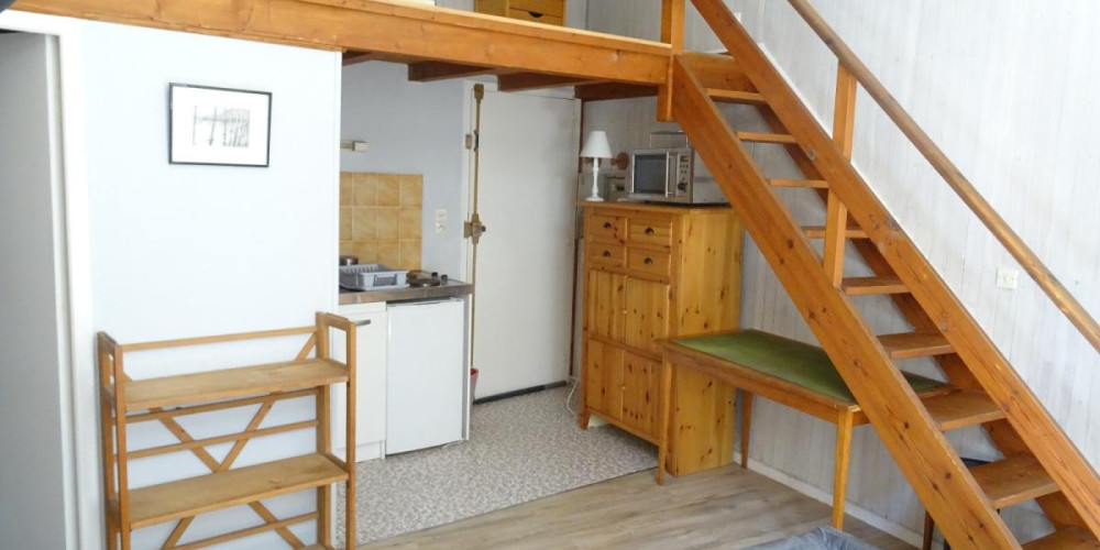 appartement à BORDEAUX (33000)