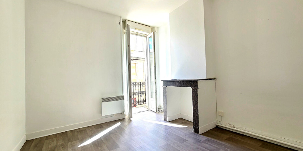 appartement à BORDEAUX (33800)