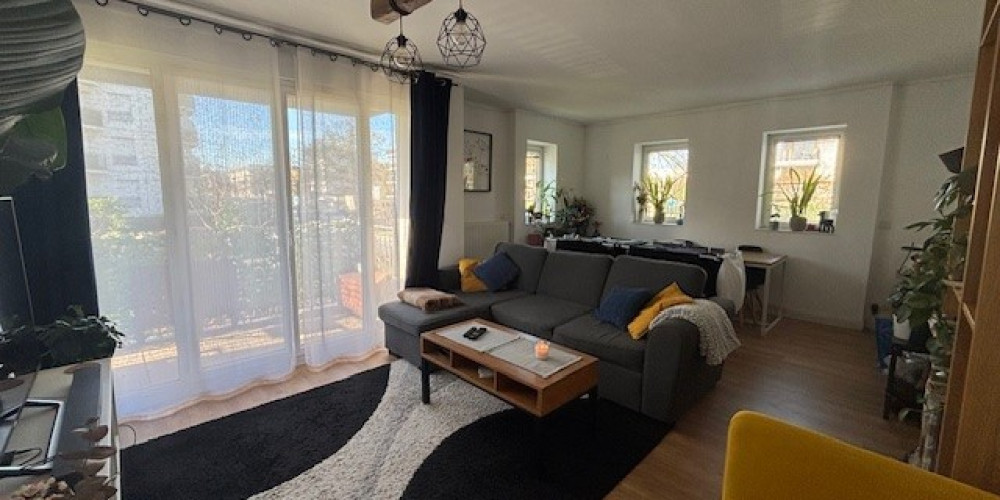 appartement à BORDEAUX (33300)