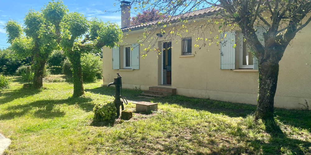 maison à BLASIMON (33540)