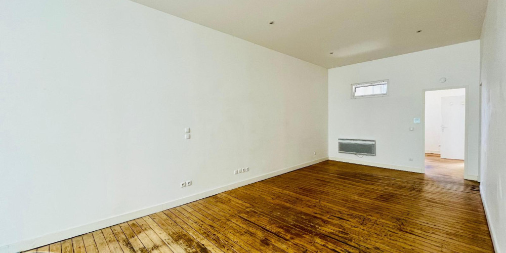 appartement à BORDEAUX (33800)