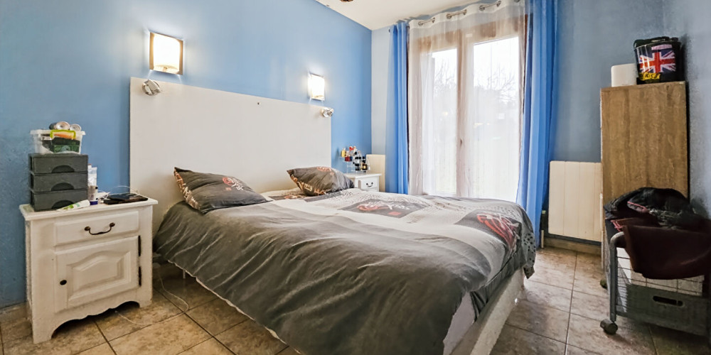 maison à BASSENS (33530)