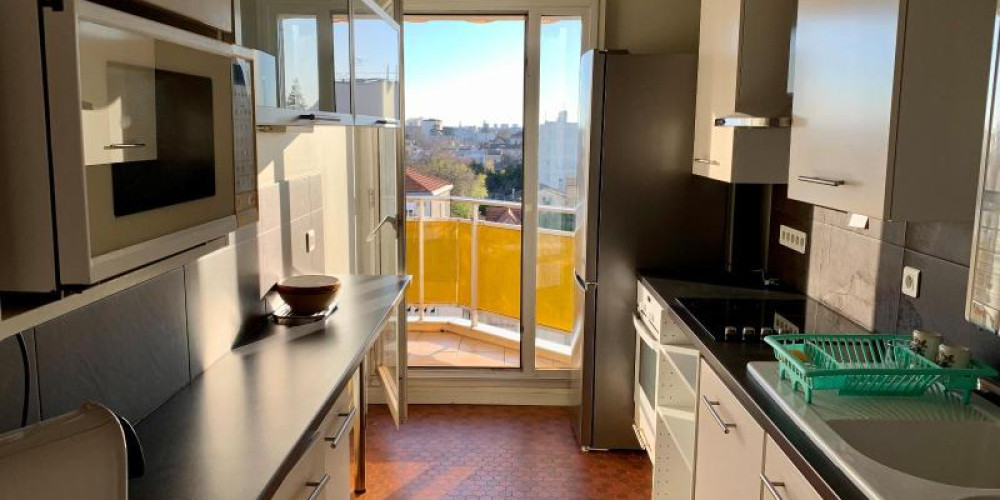 appartement à BORDEAUX (33200)