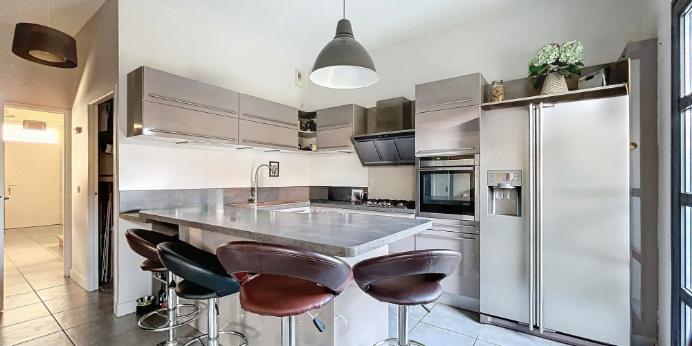 appartement à LE BOUSCAT (33110)