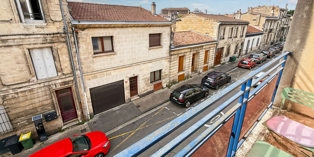 appartement à BORDEAUX (33800)